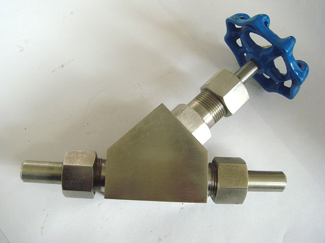 J25H-25~160，J25W-25~160P External thread DC stop valve